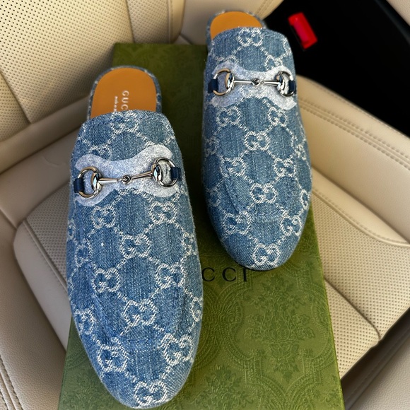 Gucci
Princetown GG Denim Loafer Mules sz 38 - Picture 5 of 10